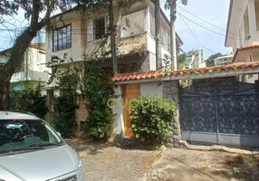 Foto 1 de Sobrado com 2 Quartos à venda, 130m² em Pé Pequeno, Niterói