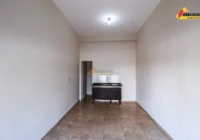 Foto 1 de Ponto Comercial para alugar, 22m² em Santa Rosa, Divinópolis