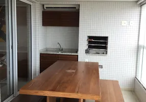 Foto 1 de Apartamento com 4 Quartos para venda ou aluguel, 150m² em Enseada, Guarujá