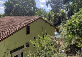 Foto 1 de Fazenda/Sítio com 2 Quartos à venda, 2721m² em Granja dos Cavaleiros, Macaé