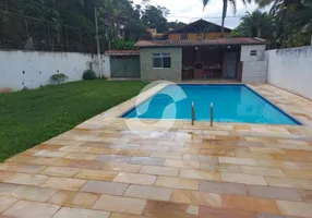 Foto 1 de Casa com 4 Quartos à venda, 525m² em Itacoatiara, Niterói
