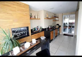 Foto 1 de Apartamento com 4 Quartos para alugar, 233m² em Campo Belo, São Paulo