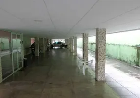 Foto 1 de Apartamento com 3 Quartos para alugar, 120m² em Arruda, Recife