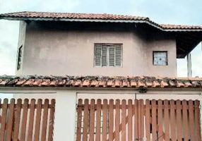Foto 1 de Casa com 4 Quartos à venda, 190m² em Balneário Gaivota, Itanhaém