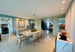 Foto 1 de Apartamento com 4 Quartos à venda, 250m² em Areia Preta, Natal