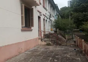 Foto 1 de Casa com 4 Quartos à venda, 145m² em Petrópolis, Porto Alegre
