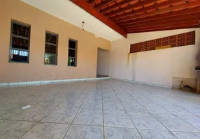 Foto 1 de Casa com 4 Quartos à venda, 242m² em Parque Gramado, Americana
