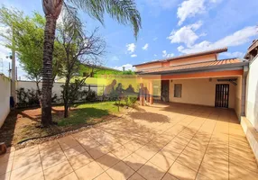 Foto 1 de Casa com 4 Quartos à venda, 221m² em Vila Santa Isabel, Campinas