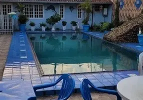 Foto 1 de Casa com 4 Quartos à venda, 700m² em Cajuru, Curitiba