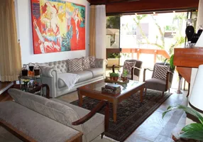 Foto 1 de Casa com 3 Quartos à venda, 361m² em Centro, Florianópolis