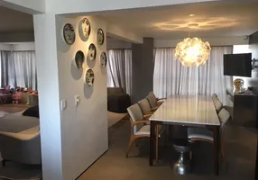 Foto 1 de Apartamento com 3 Quartos à venda, 200m² em Vila Mariana, São Paulo