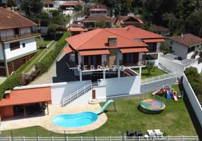 Foto 1 de Casa com 5 Quartos à venda, 390m² em Golfe, Teresópolis