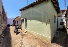 Foto 1 de Casa com 2 Quartos à venda, 140m² em Jardim Sanzovo , Jaú