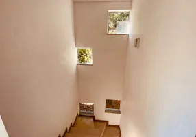 Foto 1 de Casa com 3 Quartos para alugar, 120m² em Azambuja, Brusque