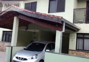 Foto 1 de Casa com 3 Quartos à venda, 120m² em Vila São Jorge, São Vicente