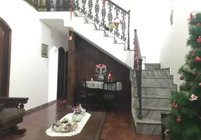 Foto 1 de Sobrado com 4 Quartos à venda, 210m² em Rudge Ramos, São Bernardo do Campo