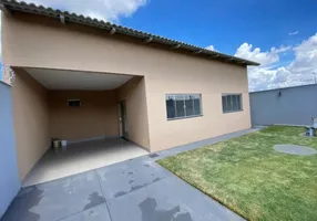 Foto 1 de Casa com 3 Quartos à venda, 200m² em Vila Oliveira, Mogi das Cruzes