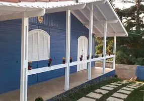 Foto 1 de Casa com 3 Quartos à venda, 145m² em Cachoeira, Curitiba