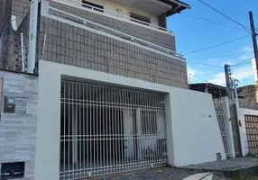 Foto 1 de Casa com 4 Quartos à venda, 200m² em Barro Vermelho, Natal