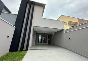 Foto 1 de Casa com 3 Quartos à venda, 163m² em Vila Rosa, Goiânia