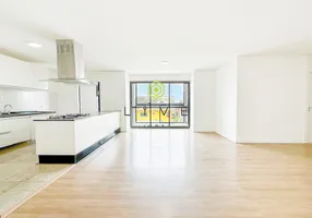 Foto 1 de Apartamento com 3 Quartos para alugar, 112m² em Santo Inácio, Curitiba