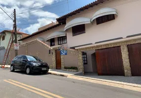 Foto 1 de Casa com 3 Quartos à venda, 289m² em Vila Pasti, Louveira