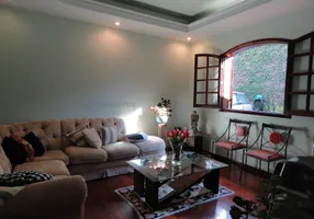 Foto 1 de Casa com 4 Quartos à venda, 230m² em Jardim Montanhês, Belo Horizonte