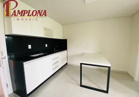 Foto 1 de Apartamento com 1 Quarto para alugar, 30m² em Belchior Central, Gaspar