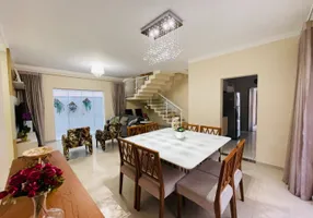 Foto 1 de Casa de Condomínio com 4 Quartos à venda, 194m² em Jardim Crystal Park, Jacareí