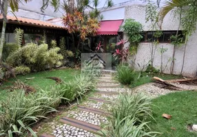 Foto 1 de Casa com 5 Quartos para alugar, 360m² em Pituba, Salvador