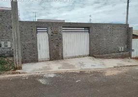 Foto 1 de Casa com 2 Quartos à venda, 200m² em , Bocaina