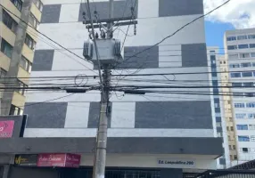 Foto 1 de Apartamento com 1 Quarto para alugar, 50m² em Centro, Curitiba