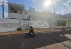 Foto 1 de Sobrado com 3 Quartos à venda, 251m² em Jardim de Cresci, São Carlos