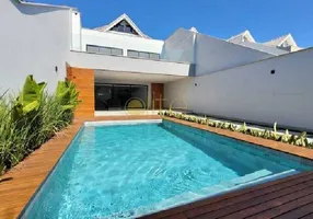 Foto 1 de Casa com 4 Quartos à venda, 355m² em Barra da Tijuca, Rio de Janeiro