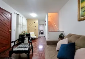 Foto 1 de Sobrado com 2 Quartos à venda, 150m² em Conjunto Residencial Vista Verde, São Paulo