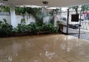 Foto 1 de Sobrado com 4 Quartos para alugar, 300m² em Vila Mascote, São Paulo