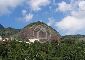 Foto 1 de Lote/Terreno à venda, 2700m² em Jacarepaguá, Rio de Janeiro