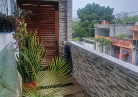 Foto 1 de Casa com 3 Quartos à venda, 250m² em Parque Maraba, Taboão da Serra