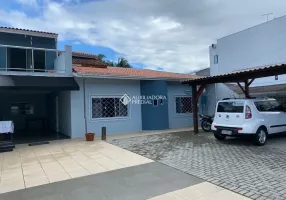 Foto 1 de Casa com 3 Quartos à venda, 199m² em Barra, Balneário Camboriú