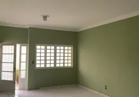 Foto 1 de Casa com 3 Quartos à venda, 229m² em Jardim Itália, Cuiabá