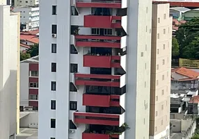 Foto 1 de Apartamento com 3 Quartos à venda, 200m² em Vicente Pinzon, Fortaleza