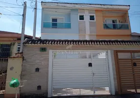 Foto 1 de Sobrado com 3 Quartos à venda, 159m² em Vila Curuçá, Santo André