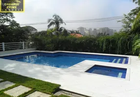 Foto 1 de Sobrado com 4 Quartos à venda, 680m² em Pacaembu, São Paulo