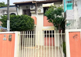 Foto 1 de Casa com 3 Quartos à venda, 70m² em Pinheiro, Maceió