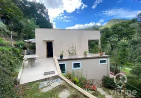 Foto 1 de Casa com 4 Quartos à venda, 200m² em Vale dos Pinheiros, Nova Friburgo