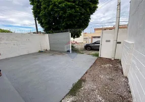 Foto 1 de Casa com 3 Quartos para alugar, 110m² em Capim Macio, Natal