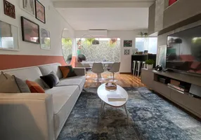 Foto 1 de Casa de Condomínio com 3 Quartos à venda, 100m² em Vila Gumercindo, São Paulo