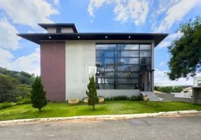 Foto 1 de Casa de Condomínio com 3 Quartos à venda, 380m² em Alphaville, Santana de Parnaíba