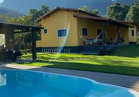 Foto 1 de Casa com 3 Quartos à venda, 1200m² em Guapiaçu, Cachoeiras de Macacu