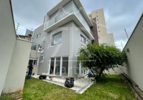 Foto 1 de Sobrado com 4 Quartos à venda, 320m² em Vila Assuncao, Santo André